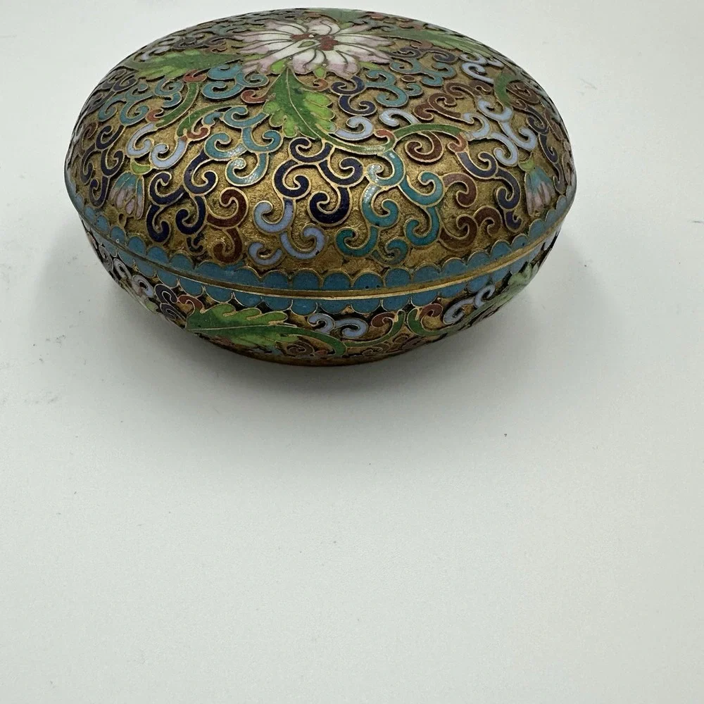 VINTAGE CLOISONNE ENAMELED TRINKET BOX CIRCULAR SHAPE FLOWER DESIGN